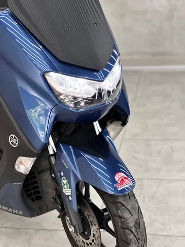 Yamaha N-Max Connected