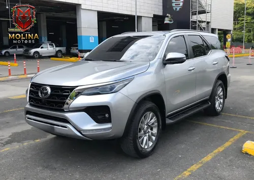 Toyota Fortuner 2.4 Srv 2024