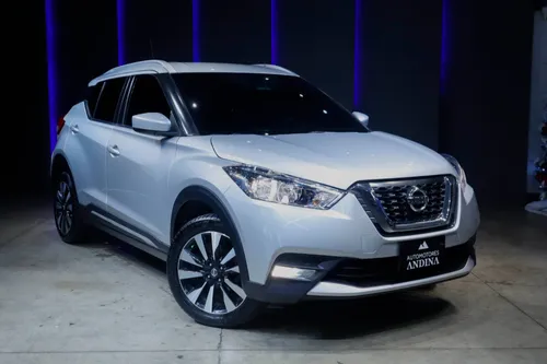 NISSAN KICKS ADVANCE MT 1600CC R17 2020