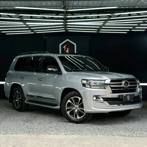 TOYOTA LAND CRUISER LC200 Sáhara EXECUTIVE LOUNGE DIESEL B2 2021