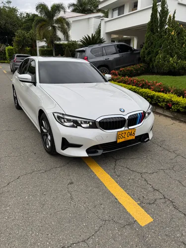 BMW 320i 2020 