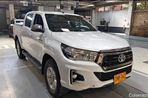 Toyota Hilux SRV 2017