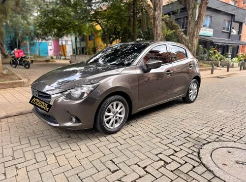 MAZDA 2 TOURING AUTOMATICO 2016 
