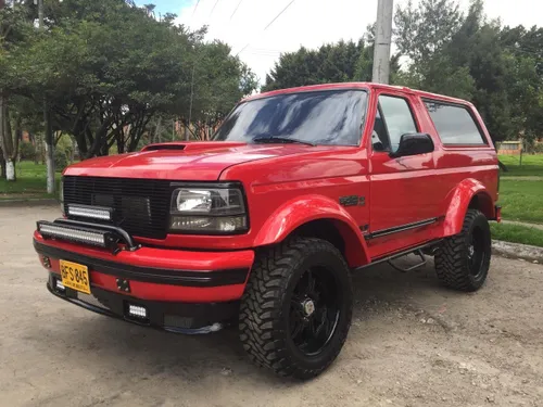 Ford Bronco XLT 1995