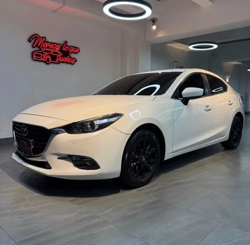 Mazda 3 touring 2017