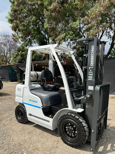 Montacarga Nissan Unicarriers 2023 2.5T 70 horas