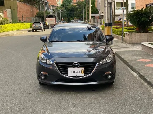 MAZDA 3 TOURING