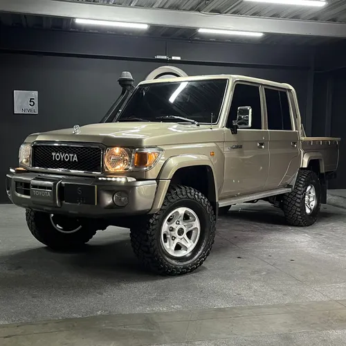 Toyota Land Cruiser GRJ79L
