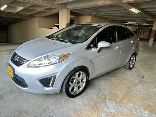 FORD FIESTA SE SEDÁN 2011 AUTOMÁTICO