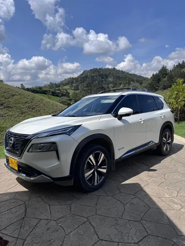 NISSAN X-TRAIL E-POWER 2024 4x4