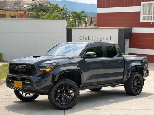 Toyota tacoma TRD pro 2024 híbrida 