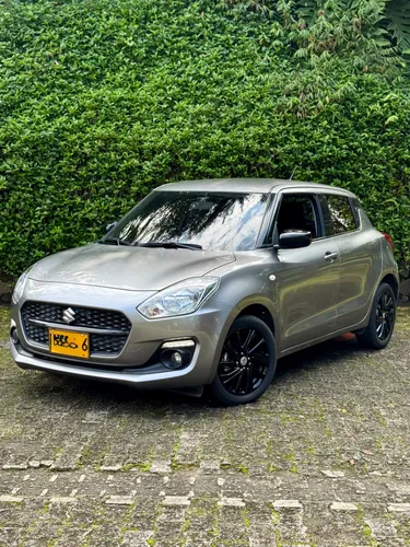 SUZUKI SWIFT HÍBRIDO 2022