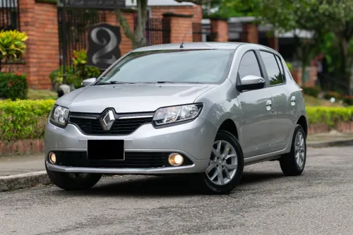 Renault Sandero Intens 2016