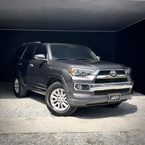 TOYOTA 4RUNNER LIMITED GRIS 4.0 2017 AT 