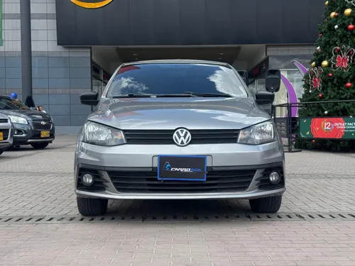 VOLKSWAGEN VOYAGE COMFORTLINE 2017 MT 1600CC R15