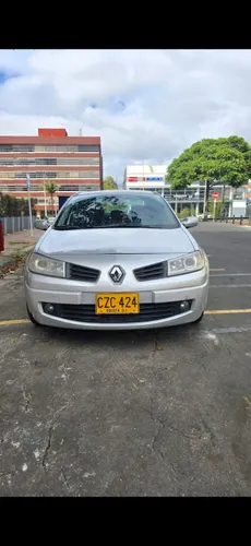 Renault Megane II dynamic 2.0