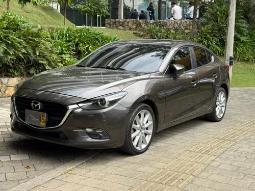 MAZDA 3 GRAND TOURING 2018 2.000cc 