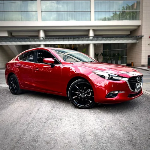 MAZDA 3 GRAND TOURING ROJO 2.0 2020 AT