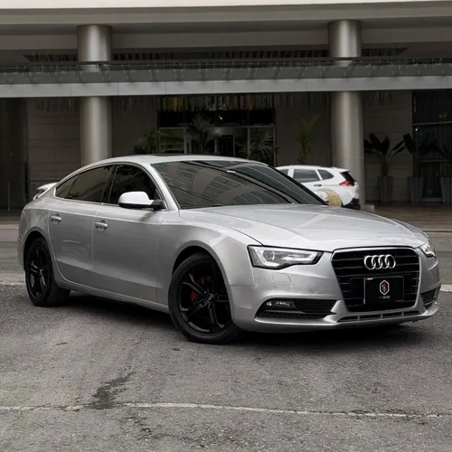 AUDI A5 SPORTBACK 2012