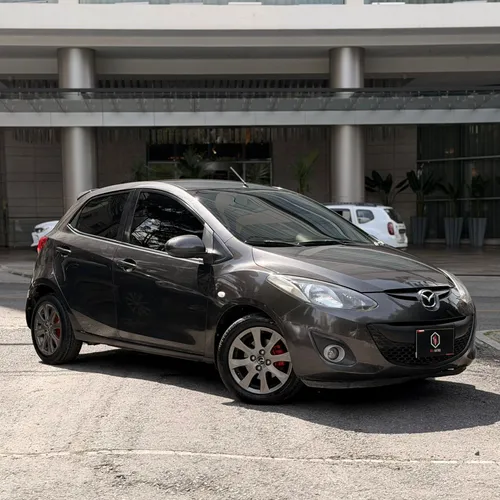 MAZDA 2 2014