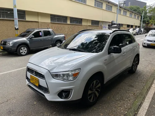 Mitsubishi asx 2016