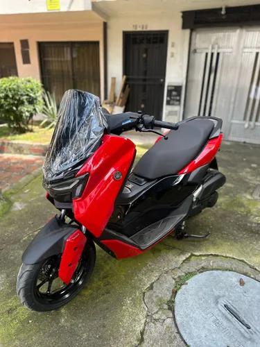 Yamaha nmax v3 0kms
