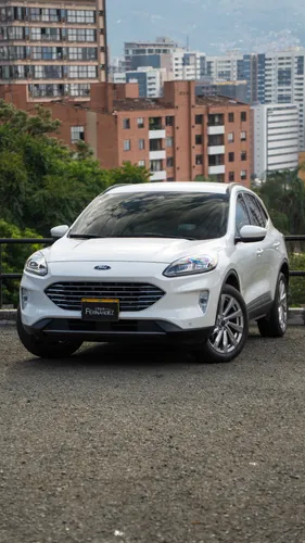 Ford Escape Titanium híbrido 2022