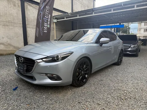 Mazda 3 Grand Touring 