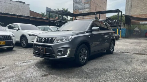 Suzuki Vitara Live 2023