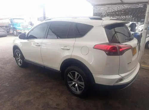 Toyota RAV4 2017