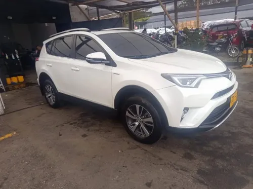Toyota RAV4 2017