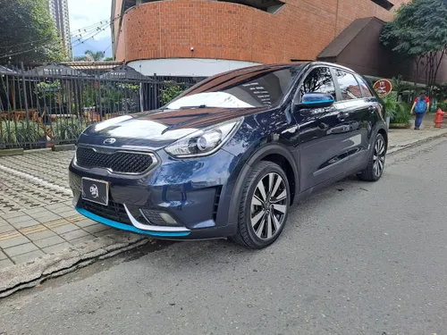 Kia Niro Híbrido emotion at