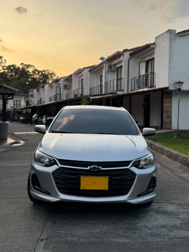 CHEVROLET ONIX LT 2023 