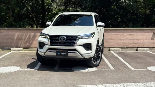 Toyota Fortuner SRV 2.8 Diesel