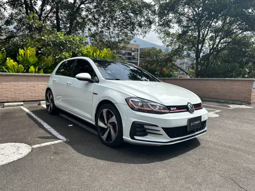 Volkswagen Golf GTi Salvamento