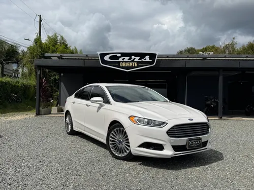 FORD Fusión Titanium AT Full 