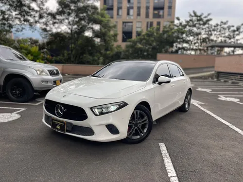 Mercedes Benz a200 2020 