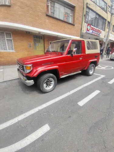 Toyota Land Cruiser 2005 inyección 