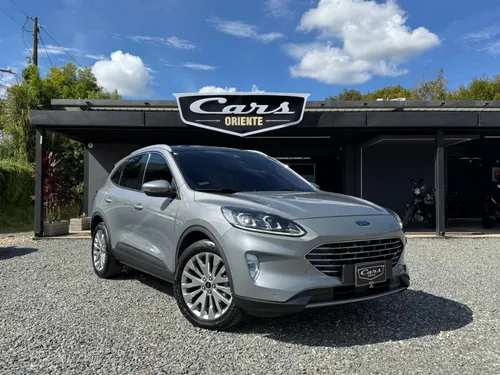 FORD Escape Titanium AWD   