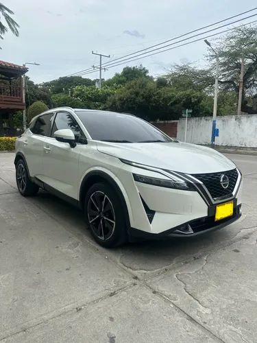 Nissan Qashqai Advanced 2023 20.000 km