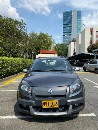 Renault Sandero Stepway 2013 