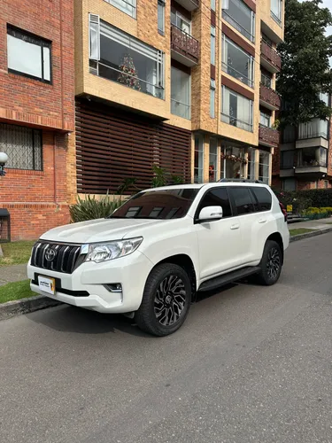Toyota Prado TXL Blindada