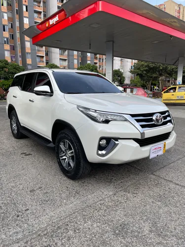 Toyota Fortuner SRV 2019
