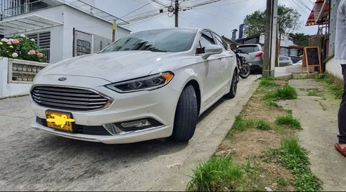 Ford fusión titanium plus 2018