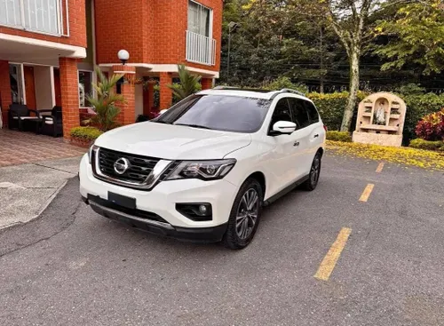 Nissan Pathfinder Exclusive 2019