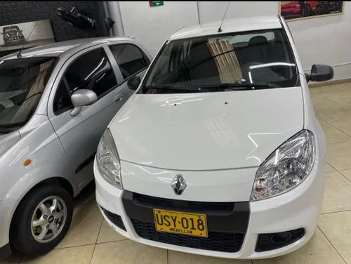 Renault Sandero Expression 2016