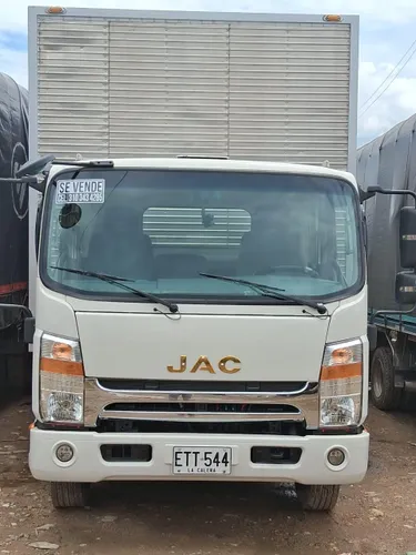 Furgon JAC modelo 2022 