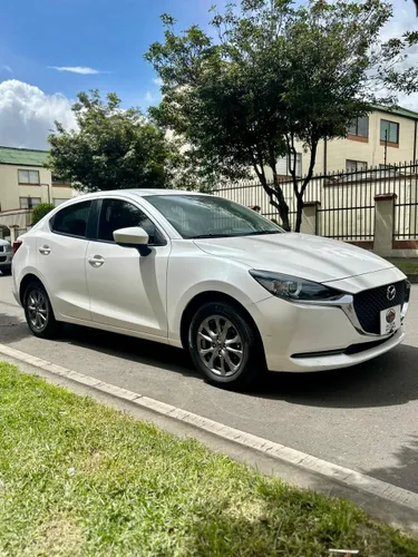MAZDA 2 TOURING  SEDAN 1.5cc 6AB  MOD2021