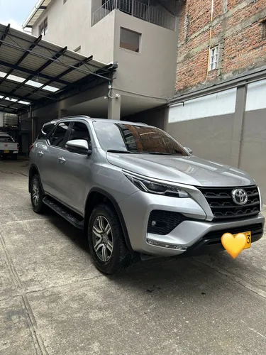 Toyota Fortuner Sr 4x2