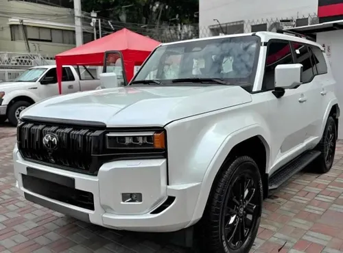 Toyota Prado VX 2026